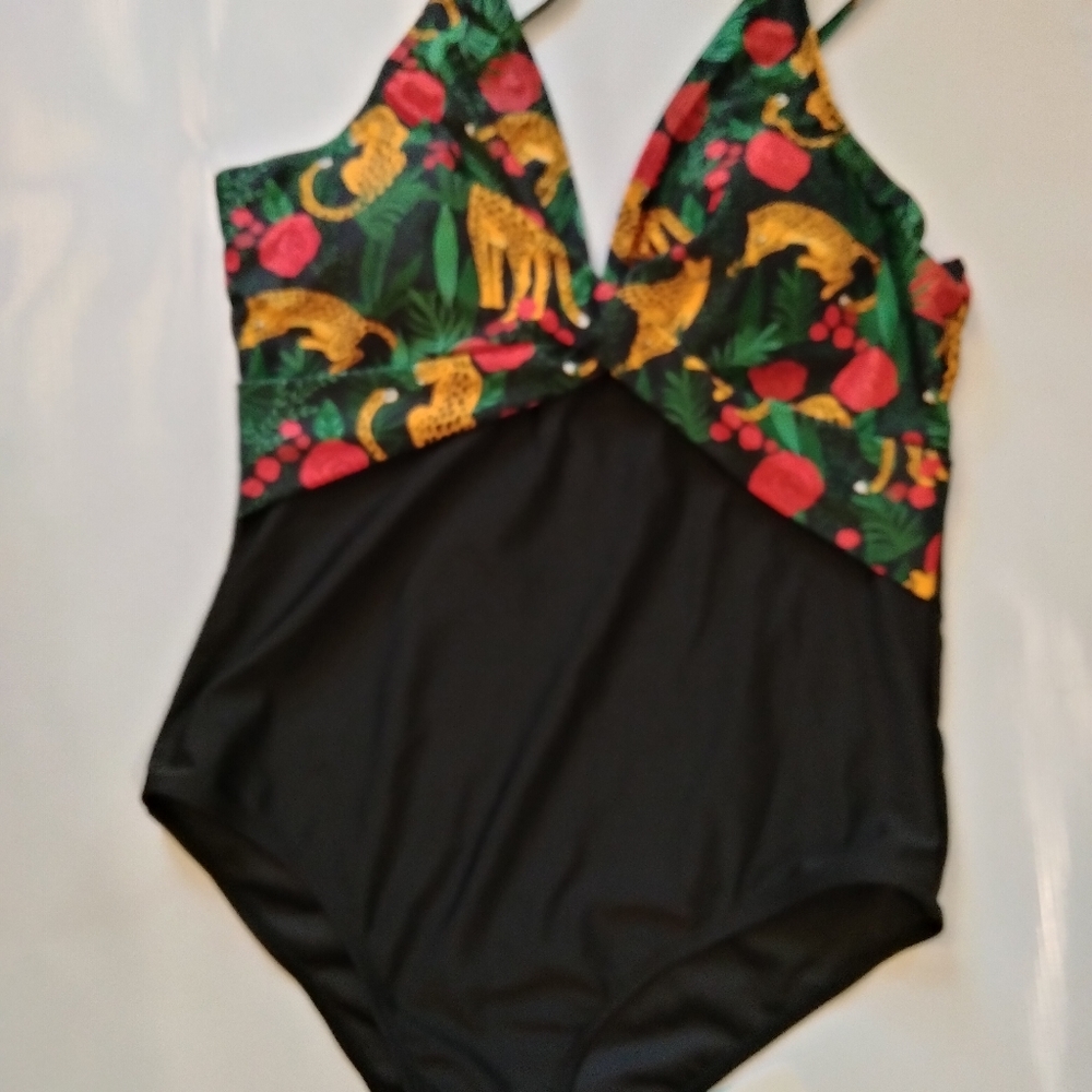 Women's one piece bathing suit